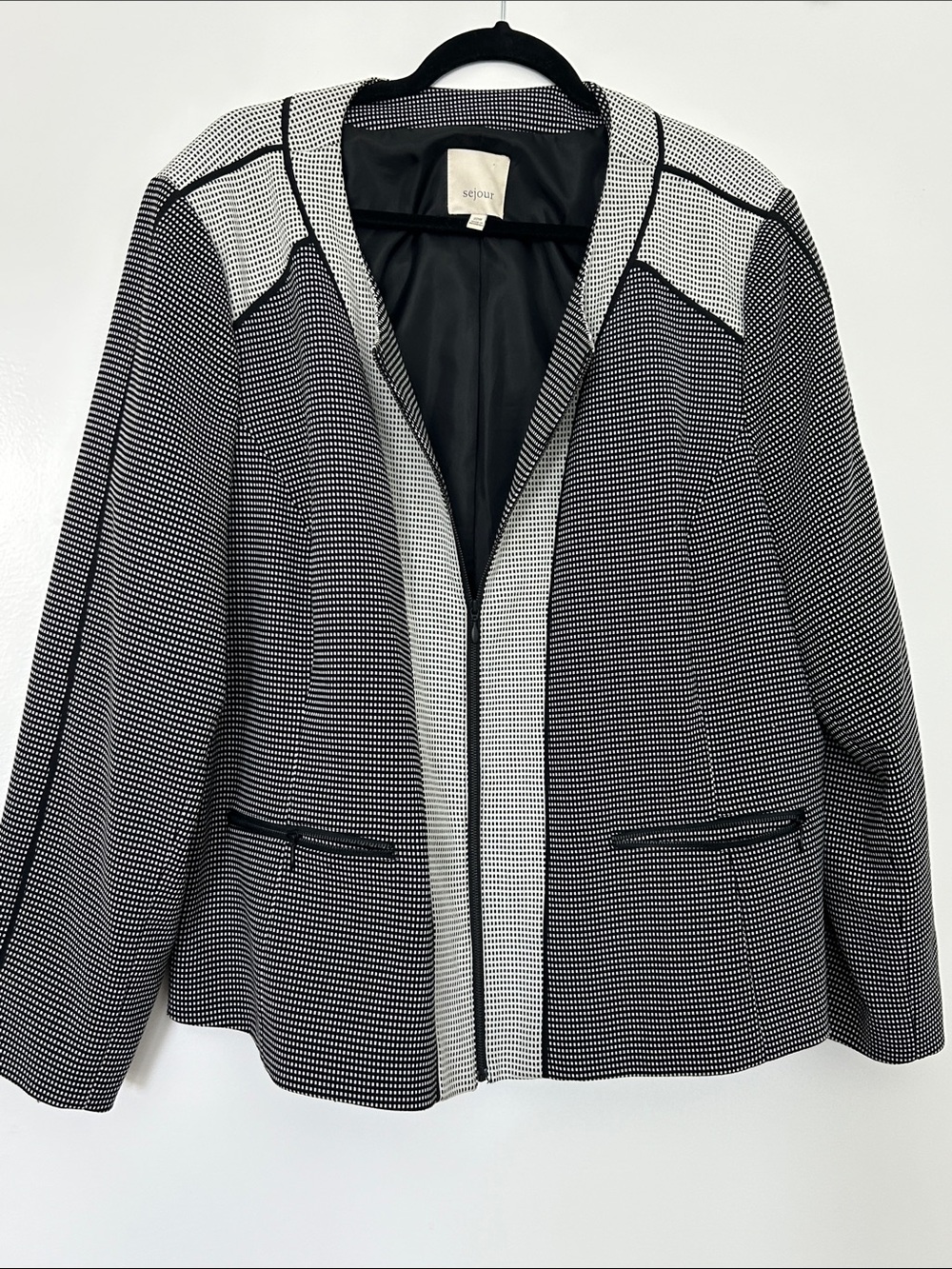 Sejour Black & White zippered Textured Blazer